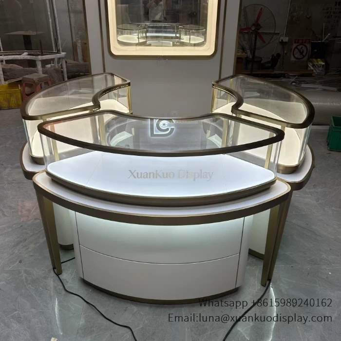 jewellery shop interior design Vietnam custom jewelry display showcase (2)